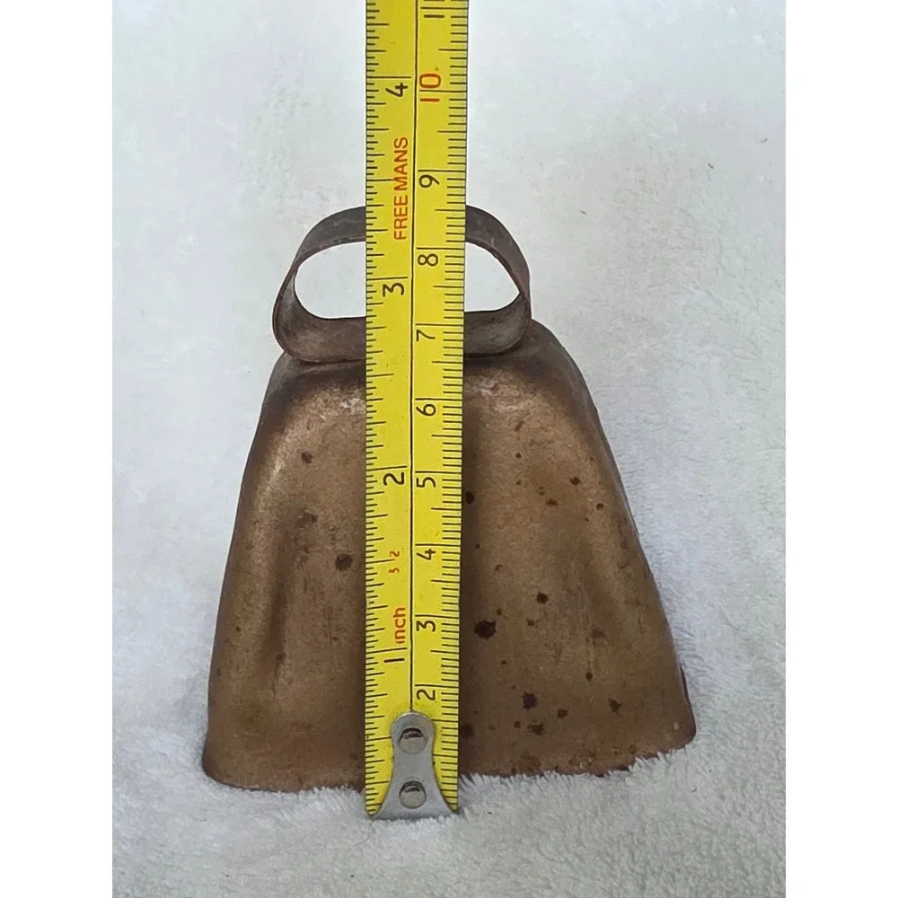 Vintage Rustic Metal Cowbell Antique Farmhouse Decor Primitive Bell with Clapper